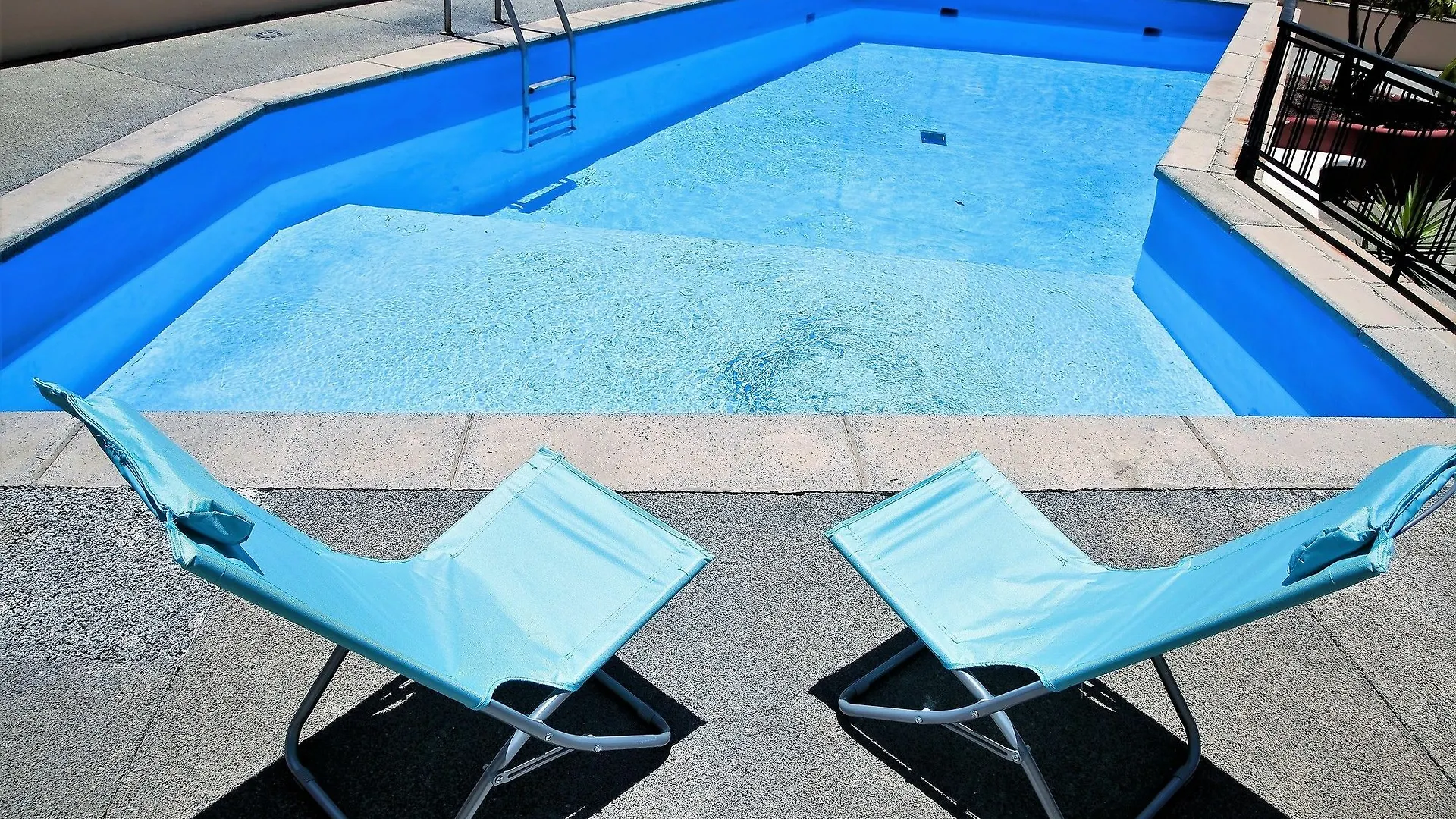 Sanabria Park Apartment With Pool サンタクルスデテネリフェ