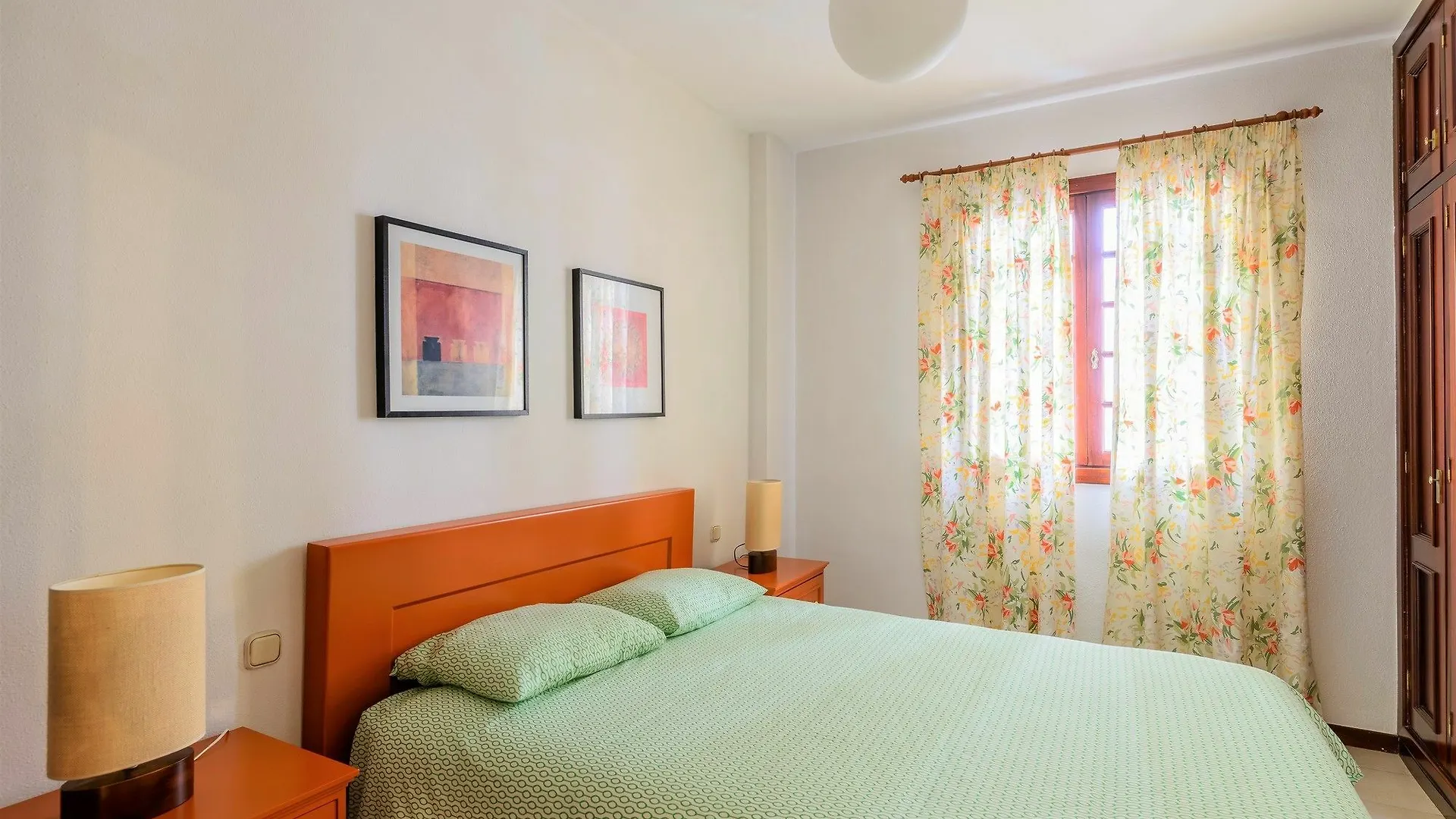 Sanabria Park Apartment With Pool Santa Cruz de Tenerife